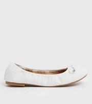 New Look Wide Fit White Woven Bow Ballet Pumps